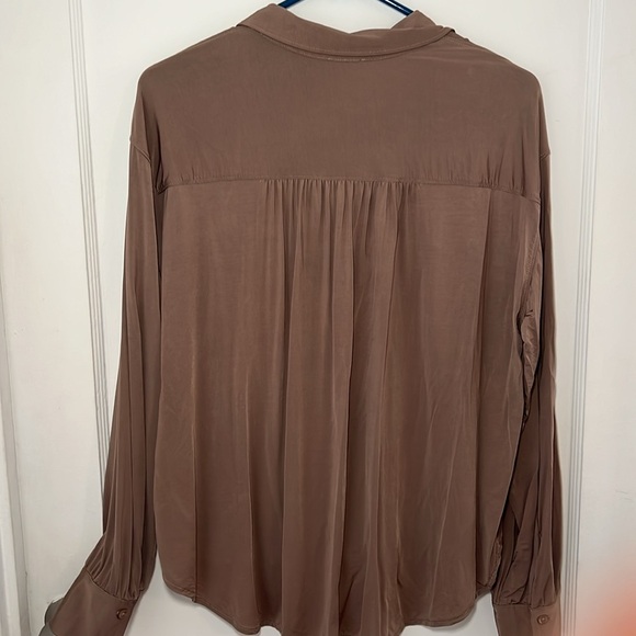 LYR splendid Brow shirt. - Picture 6 of 8